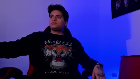 Snapshot of peytonbox chatting on October 2025 11:24:01 AM peytonbox online show from October 2025 11:24:01 AM