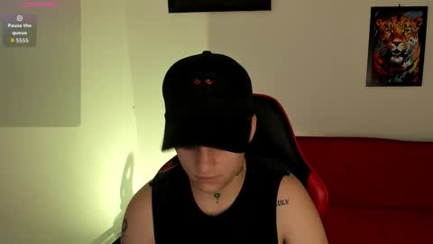 Snapshot of peytonbox chatting on November 2025 11:22:01 AM peytonbox online show from November 2025 11:22:01 AM