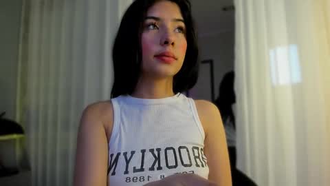 Snapshot of peytonn_monroe chatting on October 2025 08:35:01 PM peytonn_monroe online show from October 2025 08:35:01 PM