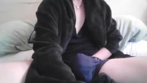 Snapshot of pgramlin09 chatting on December 2025 08:37:02 PM pgramlin09 online show from December 2025 08:37:02 PM