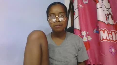 phania185885 online show from May 2026 05:37:01 AM