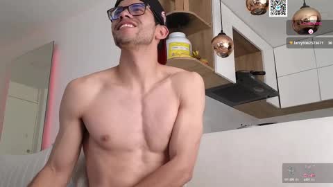 phantom_bigger1 online show from February 2025 02:38:02 PM