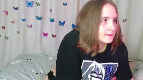 Snapshot of phantommira chatting on January 2025 08:01:01 PM phantommira online show from January 2025 08:01:01 PM