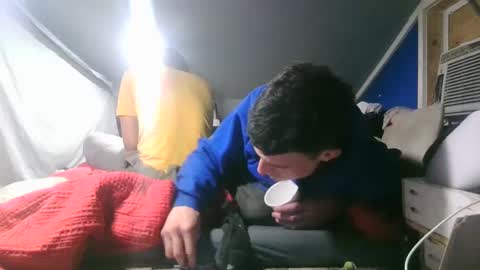yelloboner online show from February 2025 09:25:02 AM