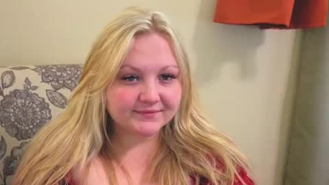 PhatAssBlond online show from April 2026 09:34:01 PM