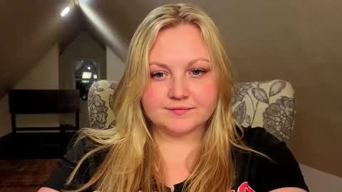 PhatAssBlond online show from May 2026 02:50:02 AM