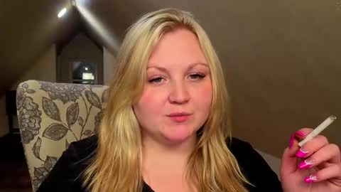 PhatAssBlond online show from May 2026 01:33:01 AM