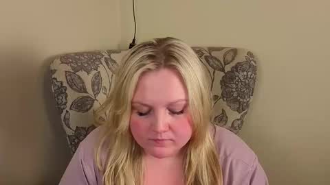 PhatAssBlond online show from June 2026 07:24:01 AM