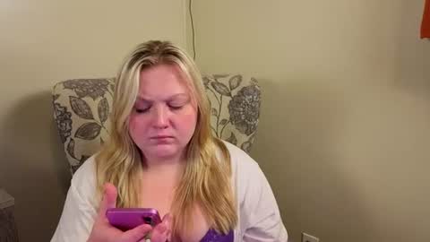 PhatAssBlond online show from June 2026 06:06:02 PM