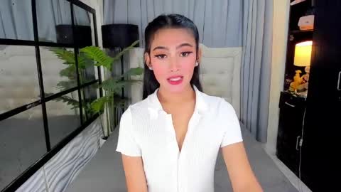Snapshot of phenomenal_ivy chatting on May 2026 02:32:01 PM phenomenal_ivy online show from May 2026 02:32:01 PM
