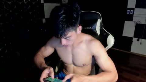 AJ online show from November 2025 10:20:01 AM