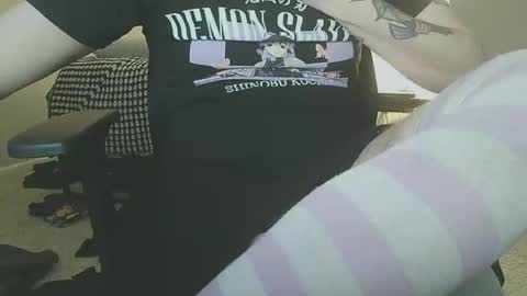 Mia online show from March 2025 03:19:01 AM