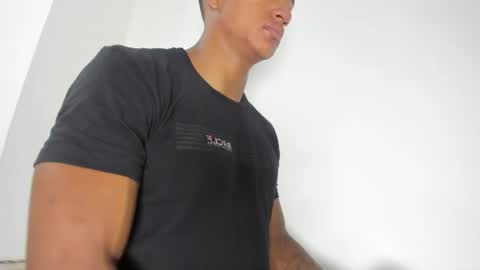 Snapshot of philip_cuellar chatting on July 2026 01:48:01 PM philip_cuellar online show from July 2026 01:48:01 PM