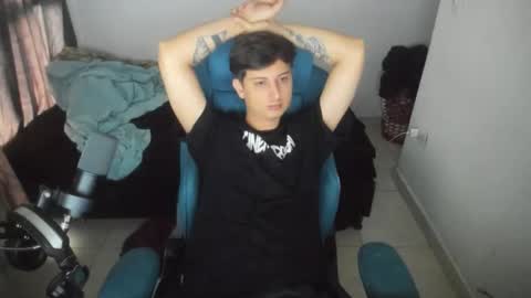 Snapshot of philip_dj chatting on April 2026 11:05:02 AM philip_dj online show from April 2026 11:05:02 AM