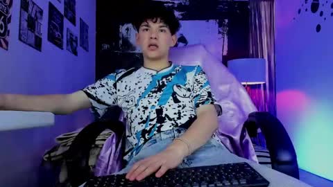 PHILLIP online show from May 2026 10:26:02 PM