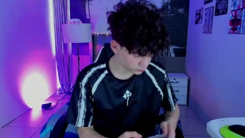 Snapshot of philippsx chatting on May 2026 08:46:01 PM PHILLIP online show from May 2026 08:46:01 PM