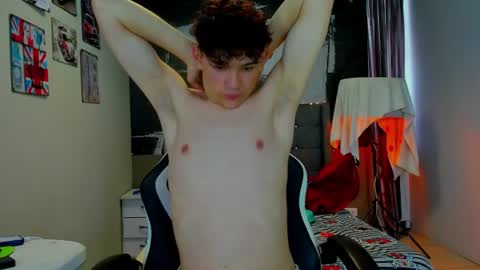 Snapshot of philippsx chatting on June 2026 09:03:01 PM PHILLIP online show from June 2026 09:03:01 PM