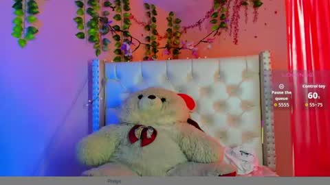 Snapshot of philippsx chatting on June 2026 03:43:01 PM PHILLIP online show from June 2026 03:43:01 PM