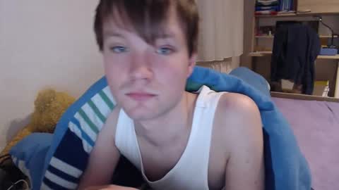 phillip25y online show from April 2026 08:50:01 PM