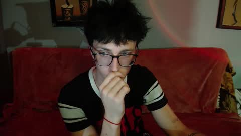 Snapshot of phillip_mell chatting on September 2025 01:53:02 AM Phillip online show from September 2025 01:53:02 AM