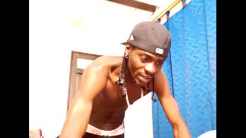 Snapshot of phillipp_hott chatting on January 2025 02:15:01 AM 2 pac shakur online show from January 2025 02:15:01 AM