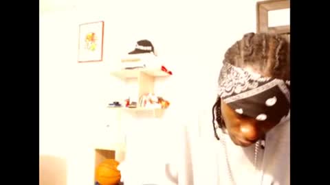 Snapshot of phillipp_hott chatting on February 2025 02:18:01 AM 2 pac shakur online show from February 2025 02:18:01 AM
