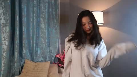 Hitomi oo online show from December 2024 06:30:02 AM