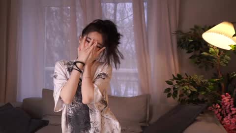 Hitomi oo online show from December 2024 07:05:01 AM