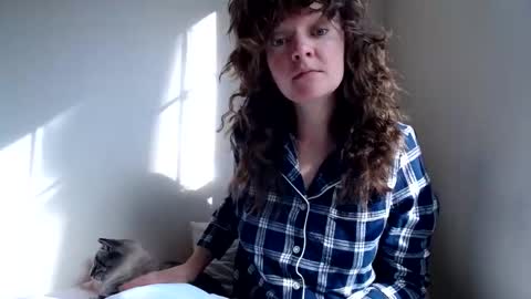 sophie online show from December 2024 03:22:02 PM