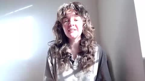 sophie online show from January 2025 02:40:02 PM