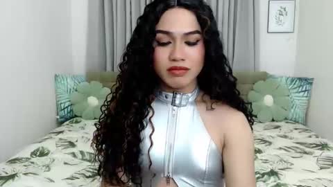 Snapshot of phlaura chatting on January 2026 02:14:01 AM laura online show from January 2026 02:14:01 AM