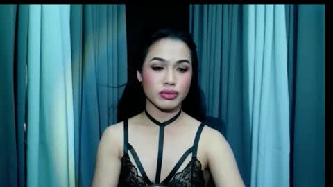 Snapshot of phlaura chatting on February 2026 06:22:01 AM laura online show from February 2026 06:22:01 AM