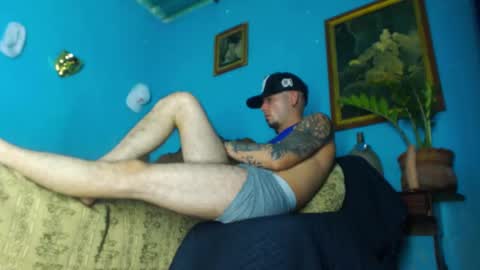 Snapshot of phlilloyhighclouds chatting on January 2025 03:41:01 PM phlilloyhighclouds online show from January 2025 03:41:01 PM