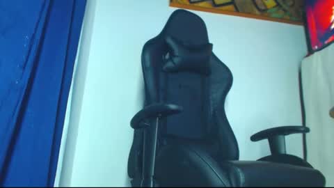 phlilloyhighclouds online show from February 2026 10:38:01 AM