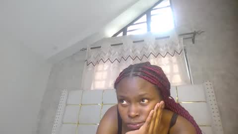 phoebe online show from March 2026 05:44:01 AM