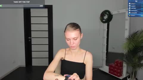 Snapshot of phoebepaw chatting on December 2024 12:39:02 PM Phoebe online show from December 2024 12:39:02 PM