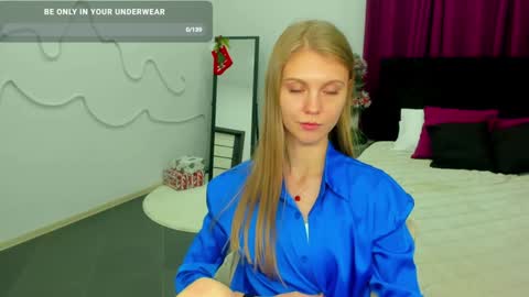 Snapshot of phoebepaw chatting on December 2024 04:25:01 PM Phoebe online show from December 2024 04:25:01 PM