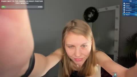Snapshot of phoebepaw chatting on December 2024 01:28:01 PM Phoebe online show from December 2024 01:28:01 PM