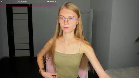 Snapshot of phoebepaw chatting on September 2025 09:53:02 AM Phoebe online show from September 2025 09:53:02 AM