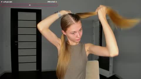Snapshot of phoebepaw chatting on September 2025 09:42:02 AM Phoebe online show from September 2025 09:42:02 AM