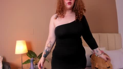 Snapshot of phoenix_angell chatting on January 2025 09:46:02 PM Phoenix Angel online show from January 2025 09:46:02 PM