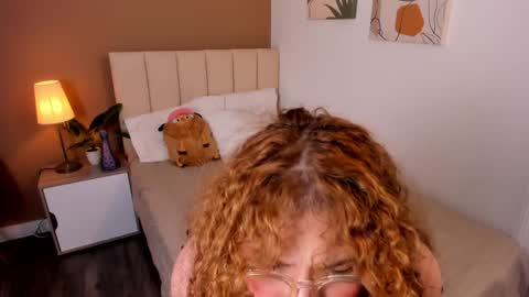 Snapshot of phoenix_angell chatting on January 2025 12:38:01 AM Phoenix Angel online show from January 2025 12:38:01 AM