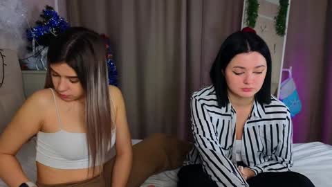 Lora black  and Lili blonde welcome you here online show from December 2024 02:22:02 PM