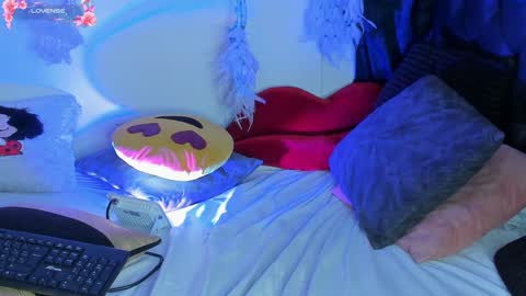  PIA FISHER  online show from February 2025 02:06:02 AM