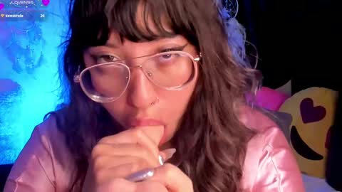  PIA FISHER  online show from February 2025 04:44:01 PM