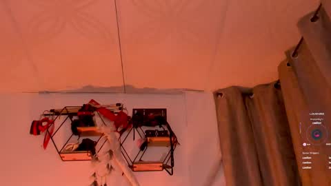  PIA FISHER  online show from October 2025 01:41:02 AM