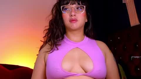 Snapshot of piafisher_2 chatting on June 2026 01:28:02 AM Piafisher 2 online show from June 2026 01:28:02 AM
