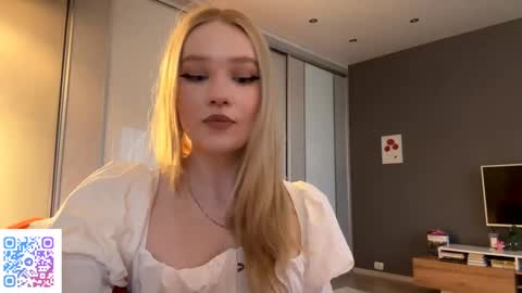 Snapshot of piastonesifer chatting on June 2026 09:57:02 AM Kristie online show from June 2026 09:57:02 AM