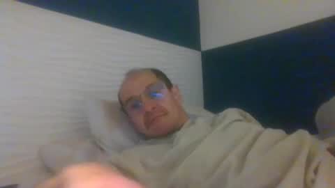 Snapshot of pichoun71 chatting on January 2025 09:12:01 PM pichoun71 online show from January 2025 09:12:01 PM