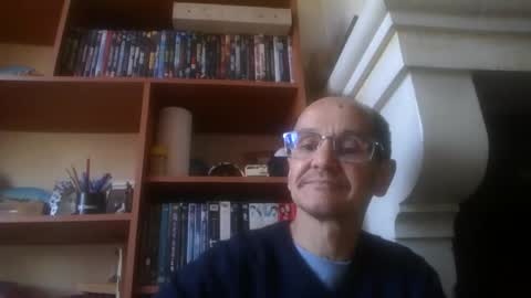 Snapshot of pichoun71 chatting on February 2025 12:58:01 PM pichoun71 online show from February 2025 12:58:01 PM